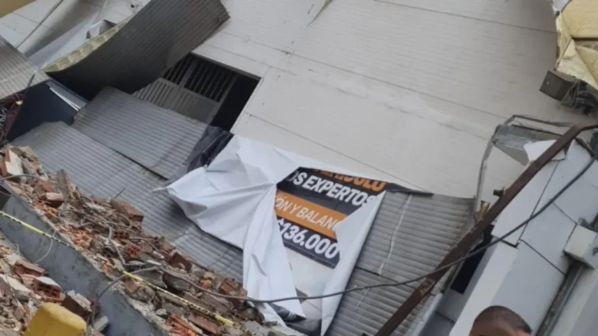 panico-por-desplome-de-techo-y-muro-en-el-barrio-granada,-en-el-norte-de-cali:-la-cifra-de-muertos-por-el-terremoto-ya-asciende-a-143-en-la-ciudad