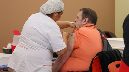 vacunas:-lanzan-un-mapa-para-ver-las-coberturas-y-las-dosis-distribuidas-en-las-provincias