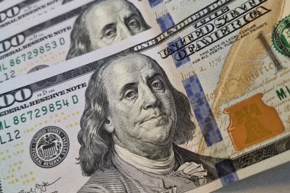 dolar-hoy-y-dolar-blue,-en-vivo:-a-cuanto-cotiza-el-oficial-y-cual-es-el-precio-del-paralelo-este-jueves-20-de-agosto,-minuto-a-minuto