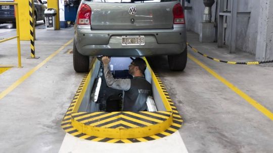 caba-desregulo-la-vtv:-talleres-mecanicos-y-concesionarias-ya-pueden-inscribirse-para-realizar-el-tramite
