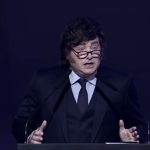 javier-milei-ataco-la-ley-de-aborto-y-le-atribuyo-un-presunto-impacto-negativo-en-la-economia:-“estamos-pagando-muy-caro-la-locura-de-los-panuelitos-verdes”
