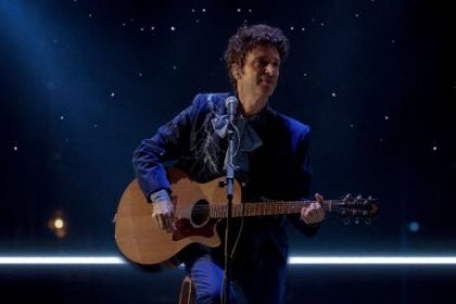 cuando-los-muertos-vuelven-a-tocar:-el-fenomeno-de-los-hologramas-en-la-musica
