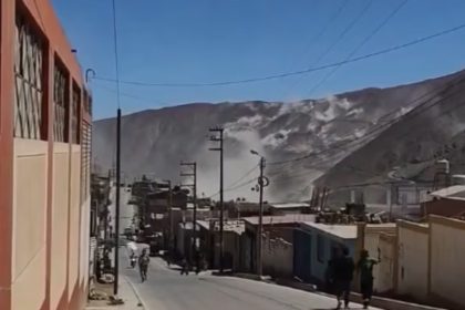 un-terremoto-de-magnitud-7,2-sacudio-varias-regiones-de-peru:-cientos-de-personas-fuero-evacuadas 