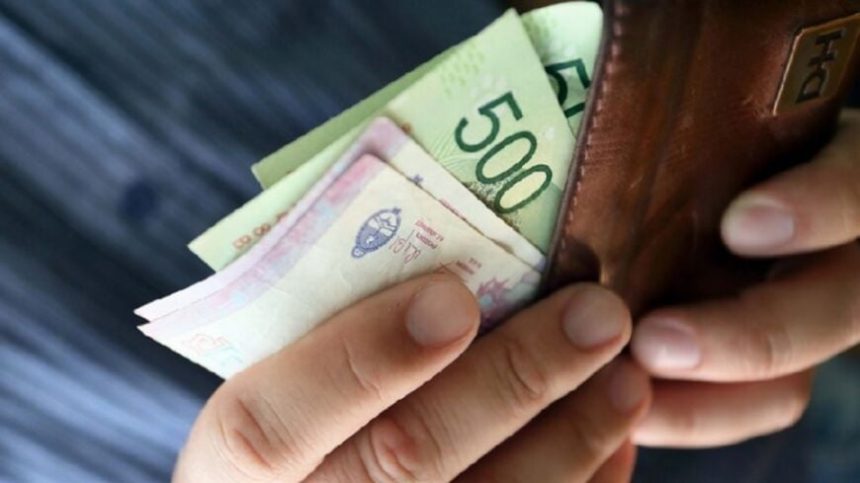 los-salarios-registrados-repuntaron-en-junio-en-el-pais-pero-quedaron-atras-de-la-inflacion-en-el-primer-semestre-del-ano