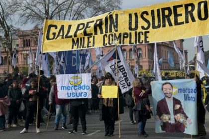 protesters-rally-in-buenos-aires-over-soaring-household-debt