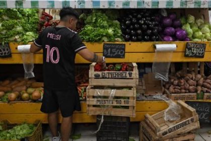 indec-data-shows-economy-improved-in-june-after-uneven-first-half-of-year