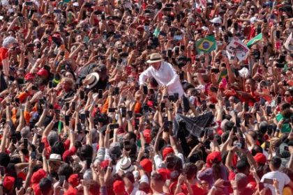 lula-afronta-su-ultima-campana-como-favorito-en-la-carrera-presidencial-de-brasil