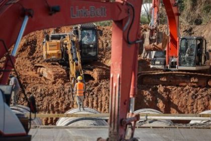 la-falta-de-obra-publica-nacional-frena-la-construccion-y-golpea-el-empleo-en-corrientes