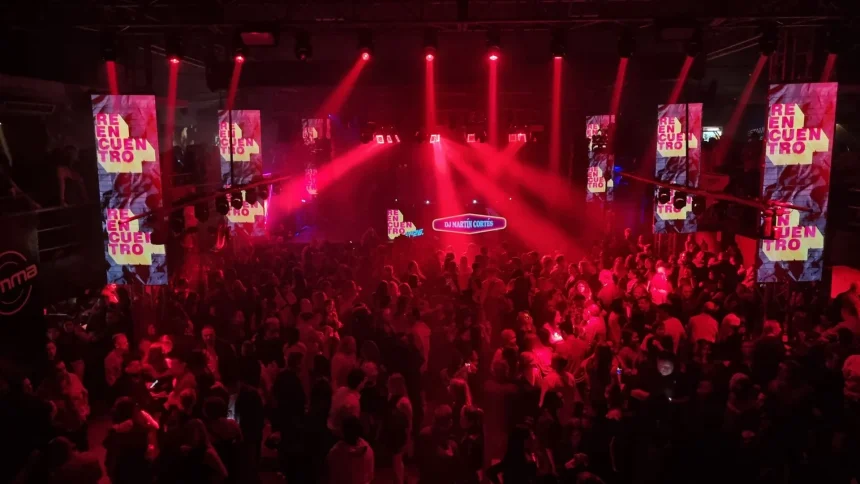 ticket-misiones-|-la-fiesta-reencuentro-vuelve-a-umma:-ya-agoto-las-entradas-con-promo-y-sumo-un-exclusivo-sector-vip-stage-alrededor-del-escenario