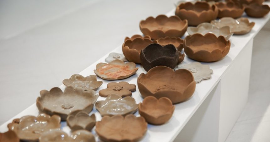 tres-artistas-exploran-los-vinculos-entre-arte-y-naturaleza-en-‘trama-invisible’