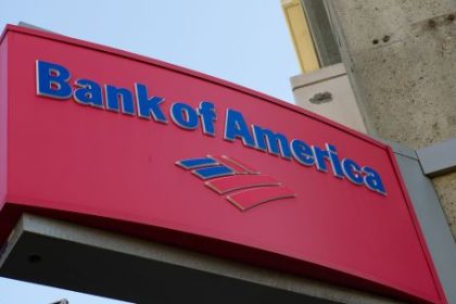 bofa-ve-caida-del-dolar-si-el-plan-de-bessent-no-logra-contener-los-bonos