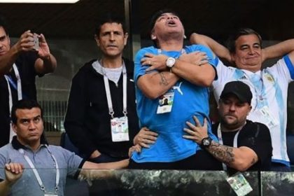 juicio-por-la-muerte-de-maradona:-allanaron-swiss-medical-y-los-arcos-por-el-error-con-la-historia-clinica