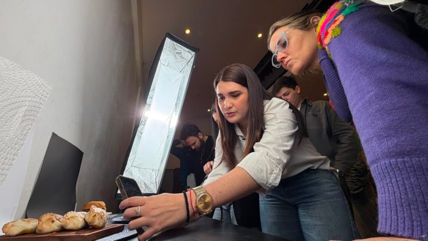 semana-de-la-fotografia:-abril-arce-brindo-una-capacitacion-sobre-fotografia-gastronomica-en-posadas
