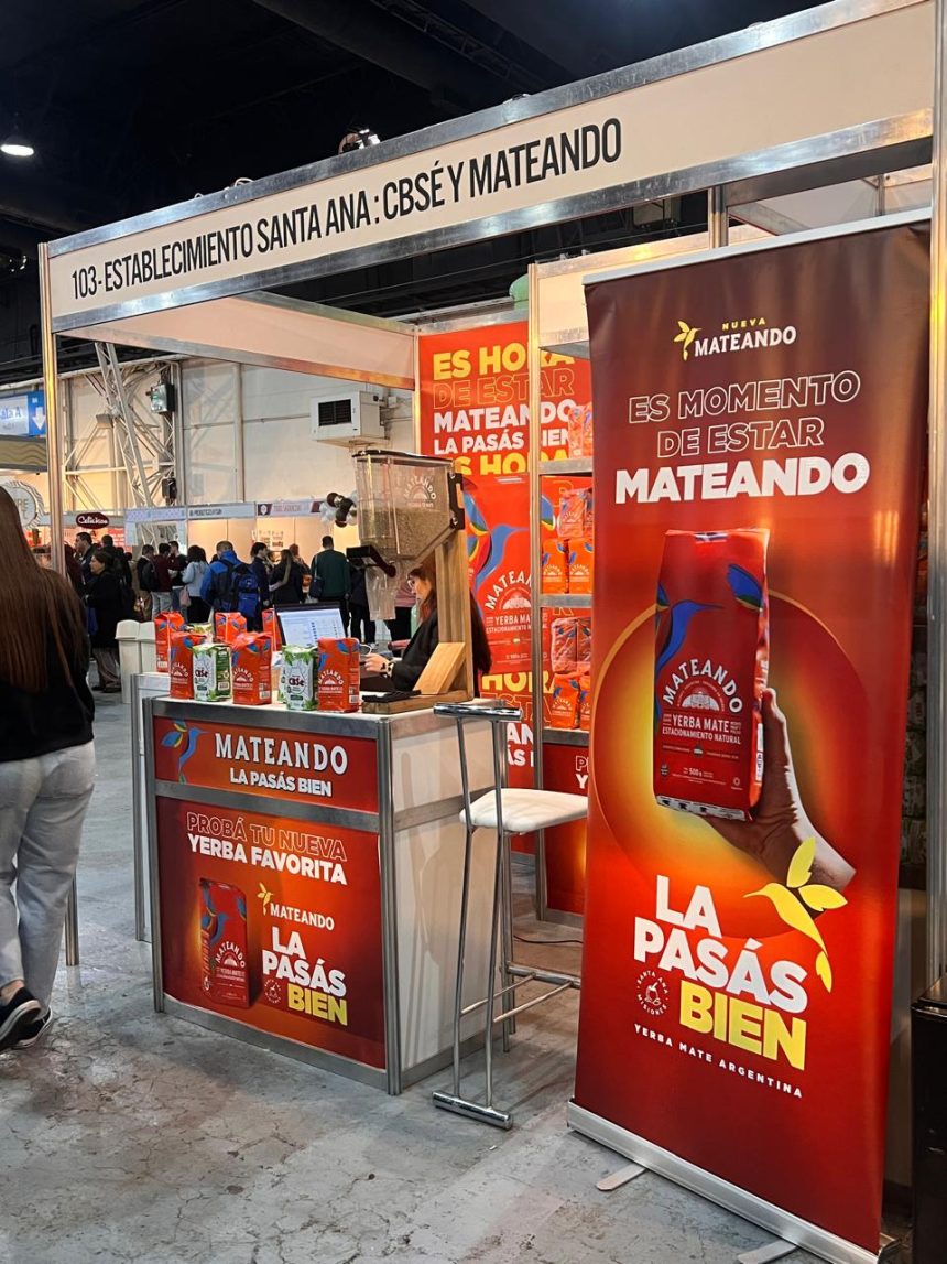 mateando,-la-yerba-producida-en-misiones-por-los-creadores-de-cbse,-gana-terreno-en-ferias-y-gondolas-del-pais