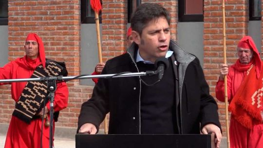 kicillof-fue-a-uruguay-y-otra-vez-lanzo-duras-criticas-hacia-milei:-“es-nuestra-tarea-organizar-el-descontento-popular”