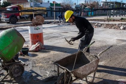 las-provincias-destinan-cada-vez-menos-a-inversion:-el-gasto-de-capital-cayo-al-9,5%-del-presupuesto-en-2025