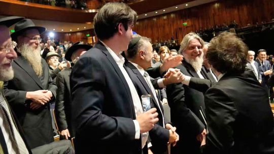 el-poder-se-busca-un-pulpito