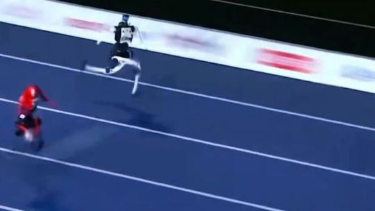 china:-un-robot-supero-el-record-mundial-de-usain-bolt-en-los-100-metros