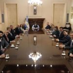 milei-convoco-a-su-gabinete-para-una-reunion-este-lunes-en-casa-rosada