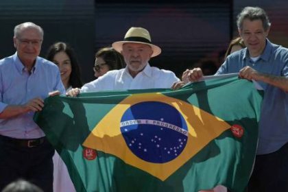mayoritario-apoyo-a-las-reformas-laborales-de-lula-da-silva-en-la-previa-electoral