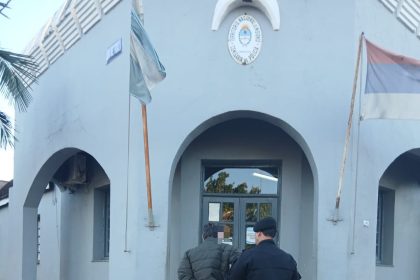 realizaba-maniobras-peligrosas-con-su-auto-por-las-calles-de-alem-y-lo-detuvieron:-manejaba-con-2,54-g/l-de-alcohol-en-sangre
