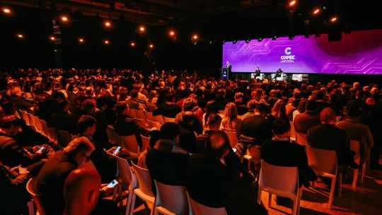 inteligencia-artificial-y-dolares:-el-peronismo-bonaerense-delineo-un-plan-para-enfrentar-la-motosierra