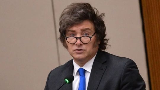 encuesta:-la-economia-golpea-a-milei,-pero-la-oposicion-no-logra-capitalizar-el-descontento-social