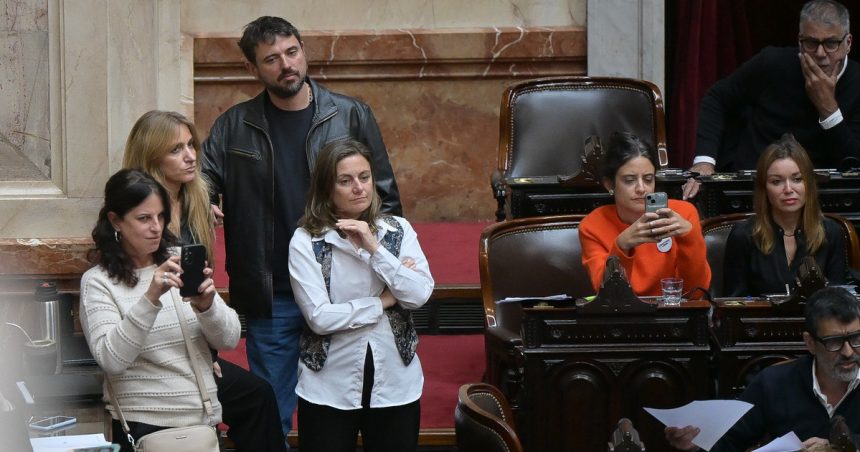 endeudamiento-familiar:-la-oposicion-se-junta-para-presionar-a-javier-milei-en-el-congreso
