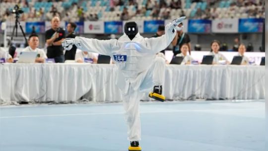 china-reune-a-mas-de-2.000-robots-humanoides-en-la-segunda-edicion-de-los-juegos-mundiales