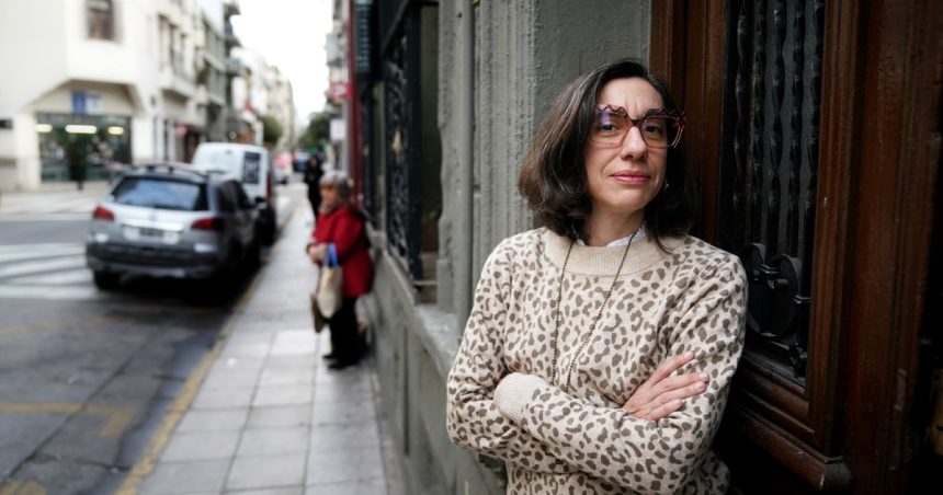 mariana-eva-perez:-“componer-a-constanza-tambien-era-una-manera-de-tocar-los-huesos-de-mis-padres”