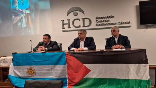 el-peronismo-de-zarate-organizo-un-acto-pro-palestina-y-recibio-fuertes-criticas-de-la-oposicion