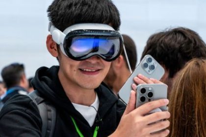 apple-recorta-empleos-en-siri-y-vision-pro-mientras-acelera-su-apuesta-por-ia