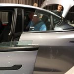 tesla-retira-casi-3-millones-de-autos-en-china-por-riesgos-en-las-puertas