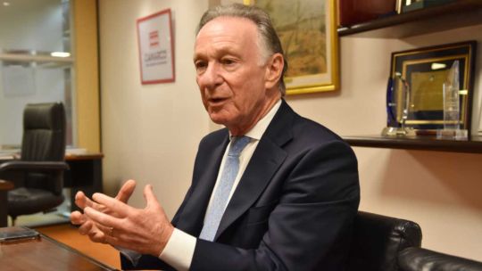 titular-de-la-construccion:-“como-programa-economico,-yo-le-sugeriria-al-gobierno-que-gane-las-elecciones”