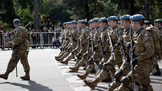 aumento-el-sueldo-de-las-fuerzas-armadas:-cuanto-cobran-el-ejercito,-la-armada-y-la-fuerza-aerea-en-agosto