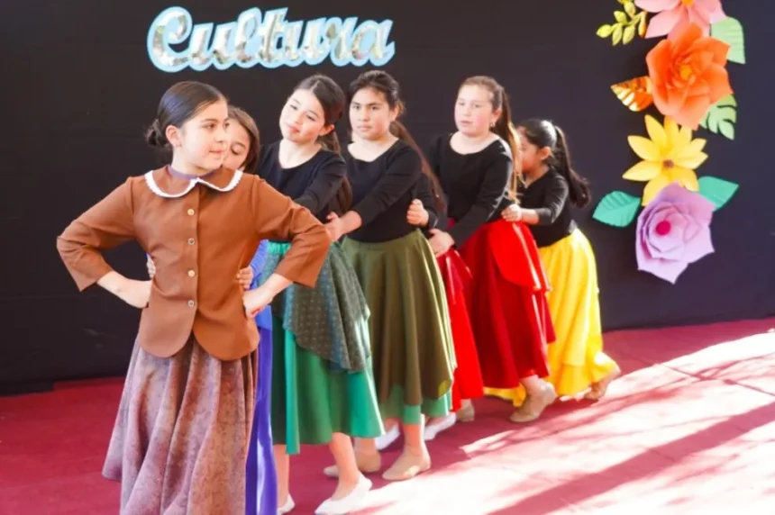 estudiantes-de-la-escuela-chilecito-recibieron-“botiquines-culturales”