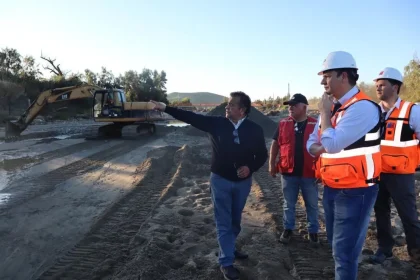 mop-ejecuta-obras-de-encauzamiento-y-refuerzo-de-defensas-en-estero-punitaqui