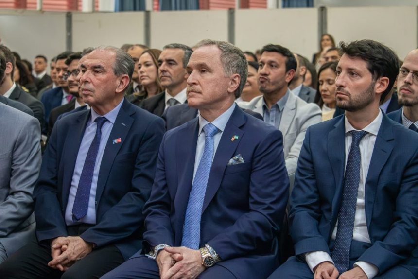 el-embajador-de-eeuu.-en-argentina-visito-misiones,-respaldo-el-nuevo-sistema-acusatorio-federal-y-anticipo-una-reunion-con-el-gobernador-passalacqua