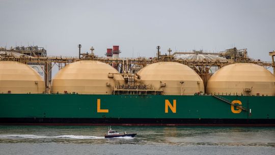 jpmorgan,-santander-lead-financing-of-up-to-us$15-billion-for-argentina-lng-project