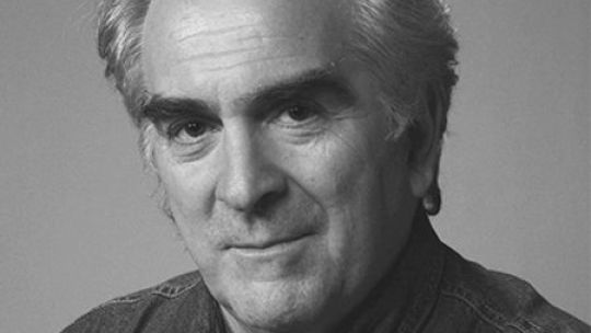 de-la-censura-a-montoneros:-alejandro-tarruella-repaso-mas-de-cinco-decadas-de-escritura-en-rdesc