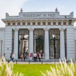 project-to-install-a-gift-shop-at-a-recoleta-cemetery-vault-gets-cancelled