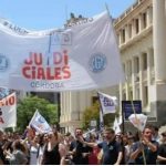 el-gobierno-ofrecio-mejoras-salariales-para-destrabar-el-conflicto-en-los-tribunales:-que-dice-la-propuesta