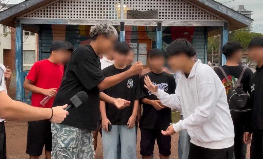 de-tiktok-a-las-plazas:-que-revela-el-fenomeno-de-“farmear-aura”-sobre-las-nuevas-generaciones-segun-la-sociologia