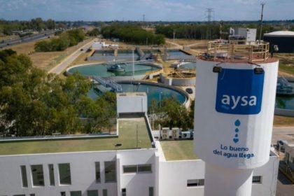aysa:-el-gobierno-posterga-el-plazo-para-su-privatizacion,-que-sumaria-us$-500-millones