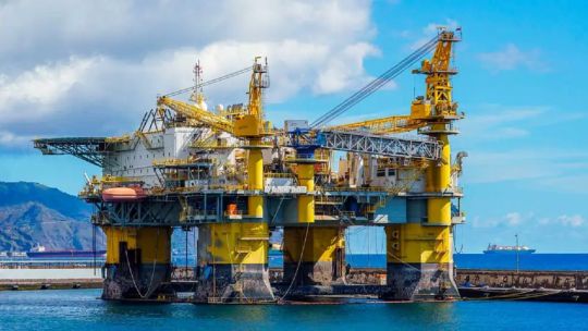 rdc:-la-guerra-y-la-crisis-energetica-empujan-al-reino-unido-a-reconsiderar-petroleo,-gas-y-energia-nuclear