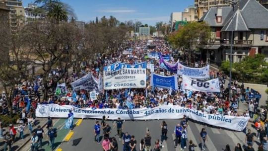 paro-universitario-en-cordoba:-“hoy-un-docente-necesitaria-un-34%-de-aumento-para-tener-el-salario-de2023”