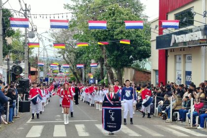 san-bernardino-celebro-sus-145-anos-con-desfile-estudiantil!