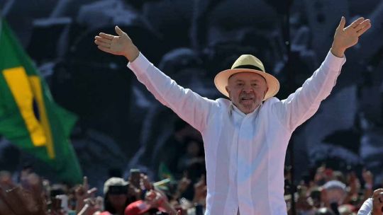 rdc:-eleonora-gosman-explico-por-que-los-candidatos-alternativos-no-consiguen-instalarse-en-brasil