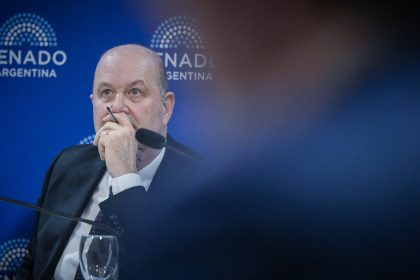 a-esta-economia-la-hacen-parir-la-apertura-y-la-informalidad-mas-que-el-dolar-a-$-1.530