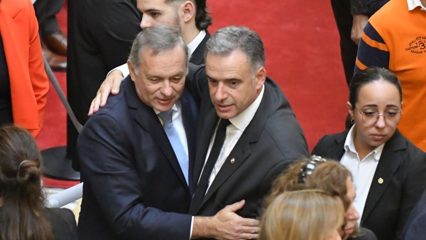 a-pedido-de-alvaro-delgado,-yamandu-orsi-postergo-“sin-fecha”-la-reunion-de-lideres-politicos-prevista-para-el-jueves